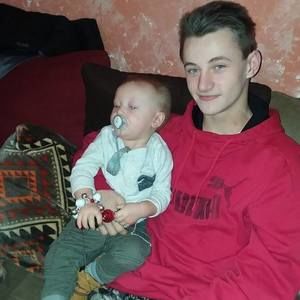 Meet your Posher, Dylan